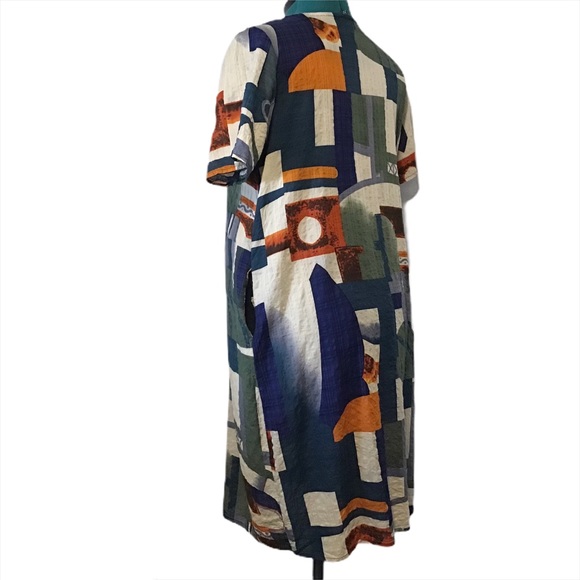 Besca Short-Sleeved Patterned Sheath Dress - Picture 6 of 16